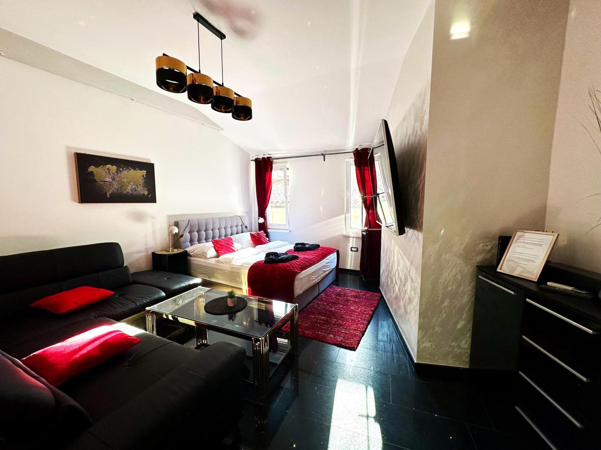 Apartment Moro ไพราน ภายนอก รูปภาพ