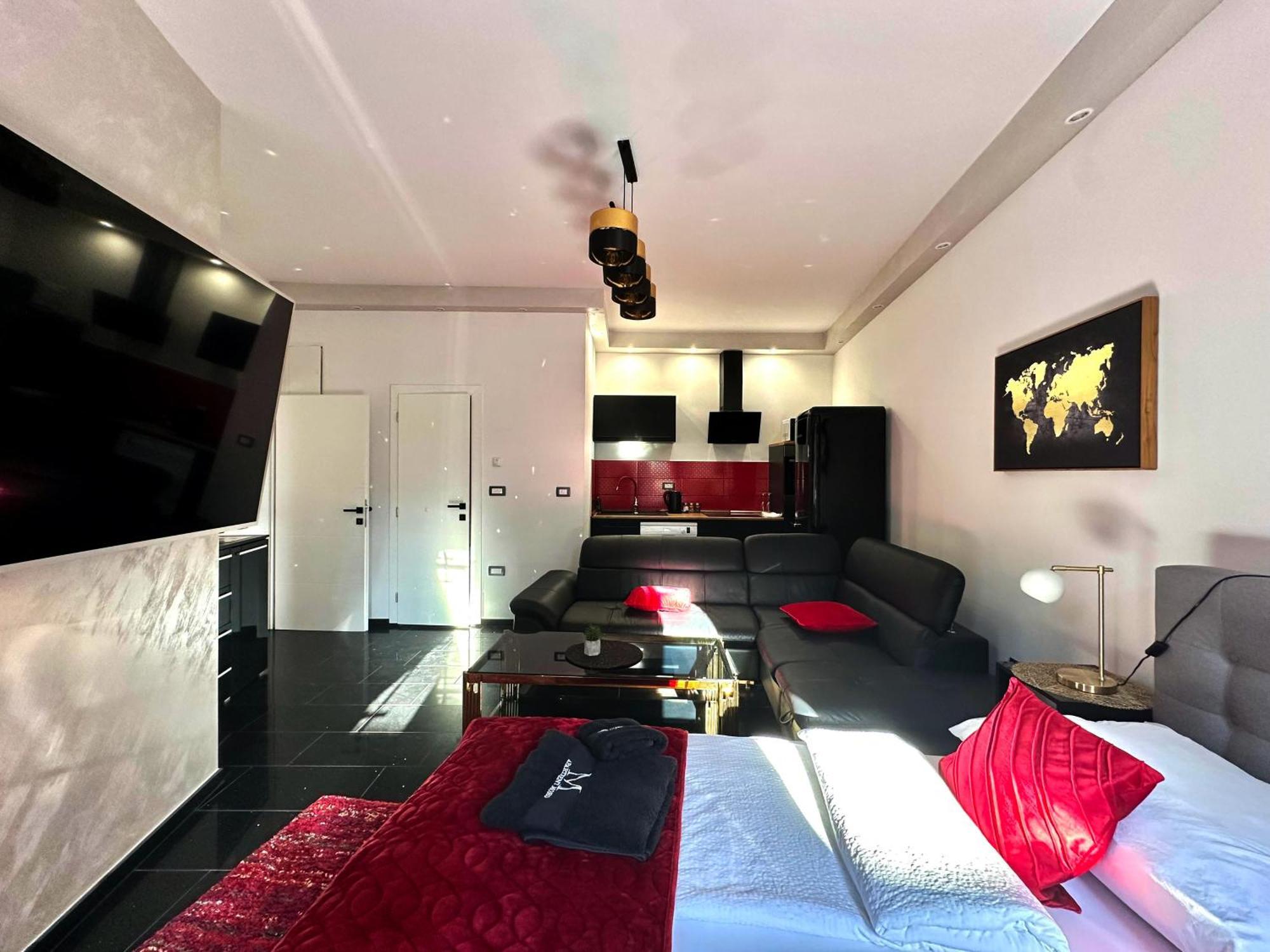 Apartment Moro ไพราน ภายนอก รูปภาพ