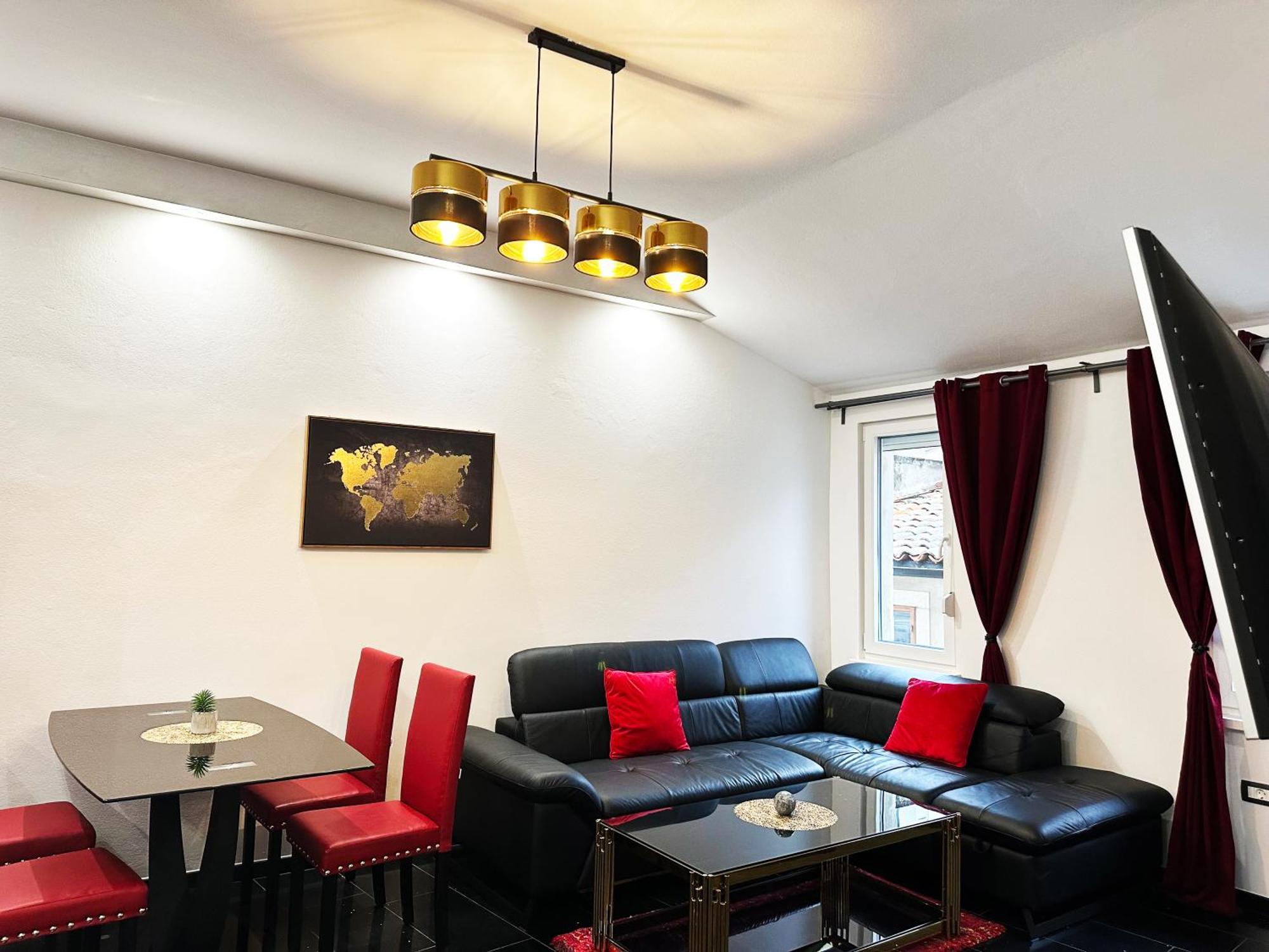 Apartment Moro ไพราน ภายนอก รูปภาพ